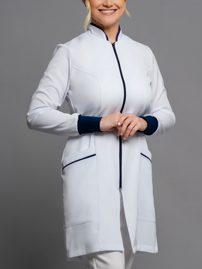 Branco Com Azul Marinho