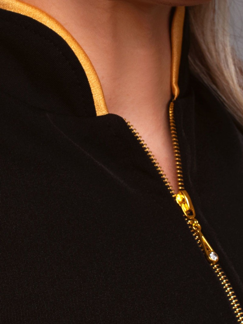 Preto Com Dourado (Botões E Zíper Dourados)