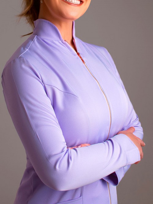 Jaleco Feminino Aline - Manga longa com detalhe nos punhos